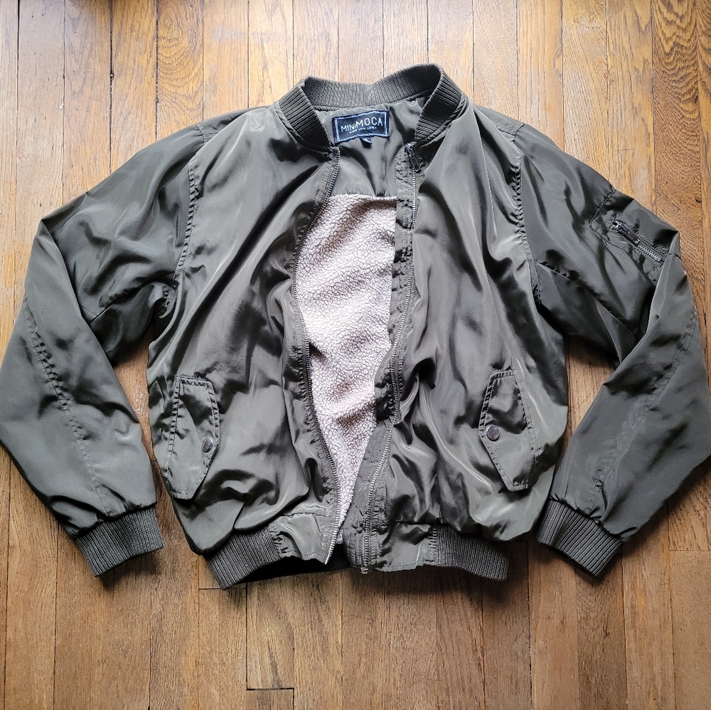 Green Bomber Jacket 🧶